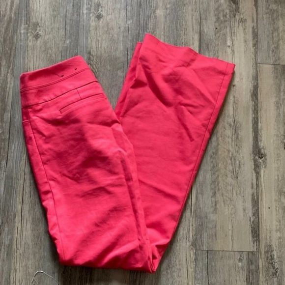 Express pants and shirt - Picture 3 of 4